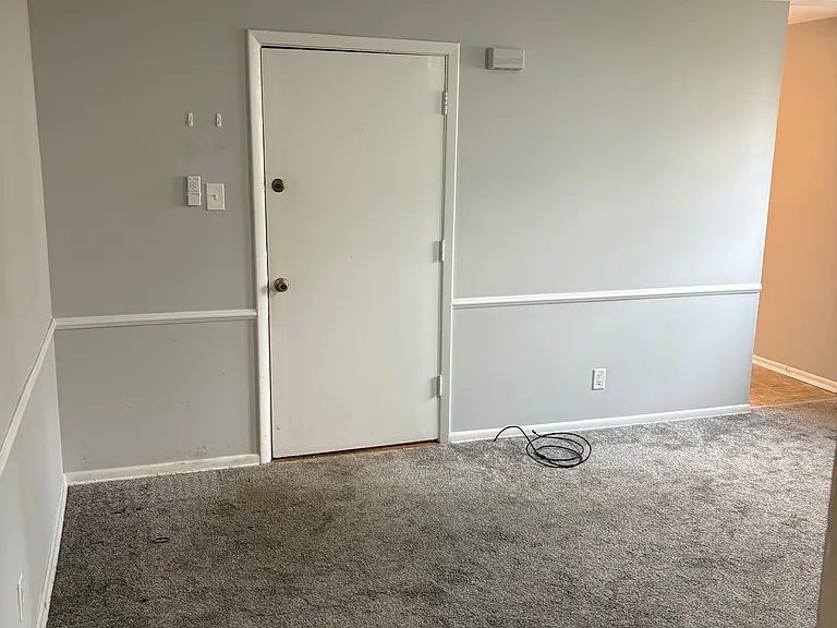 284 Osborn St #1 — Photo 6