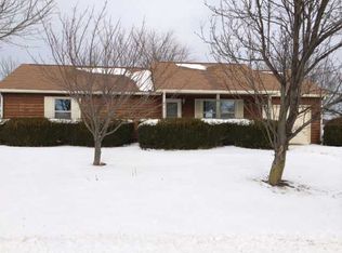 22 Lakewood Dr, Trafalgar, IN 46181