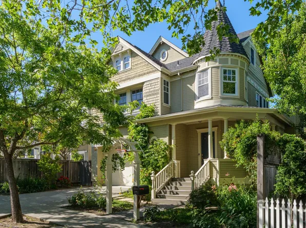 8 Center Street, San Rafael, CA 94901