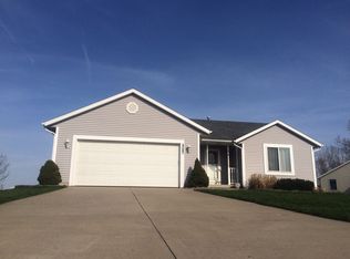 2876 Riley Ridge Rd, Holland, MI 49424