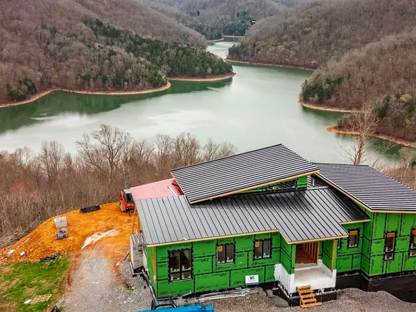 42 Deer Pallth Ct, Smithville, TN 37166