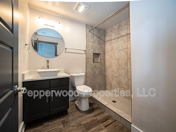5th image of 600 Magnolia St APT 209