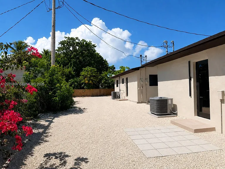 226 Hispanola Rd #226 — Photo 15