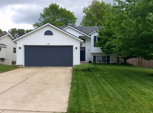 1524 Amberly Dr SE, Grand Rapids, MI 49508