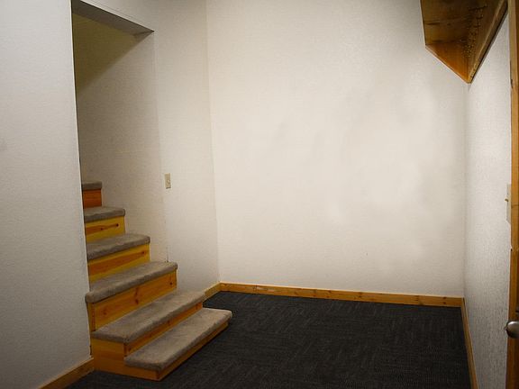 2nd image of 358 Louise Ln #A