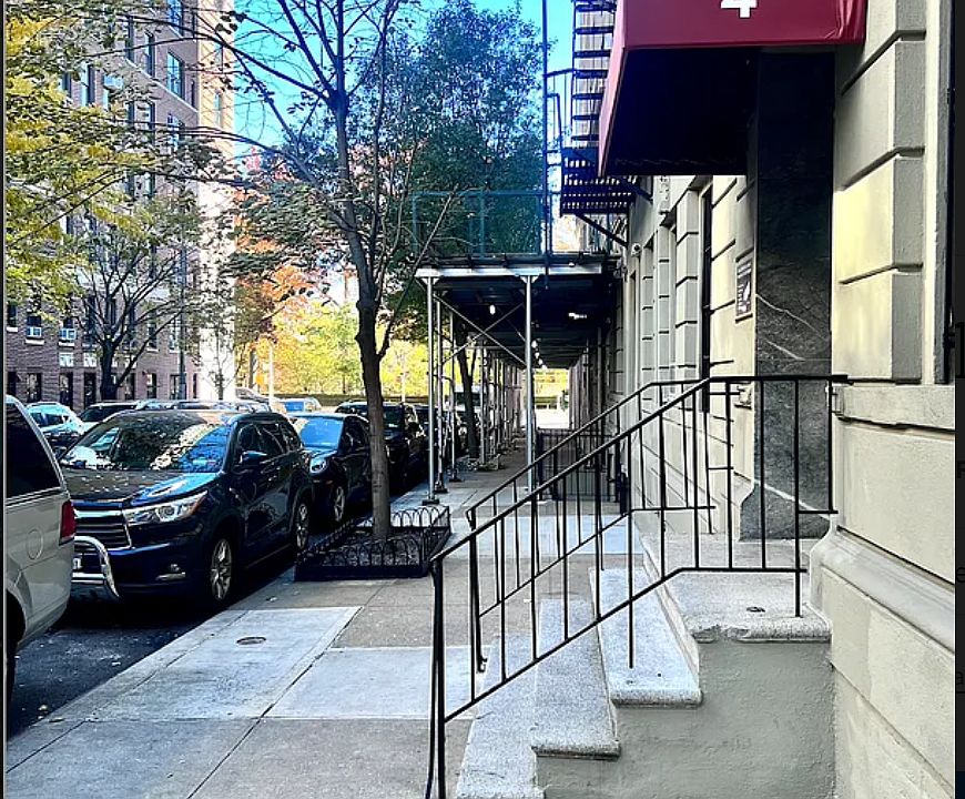1st image of 4 W 101st St APT 56