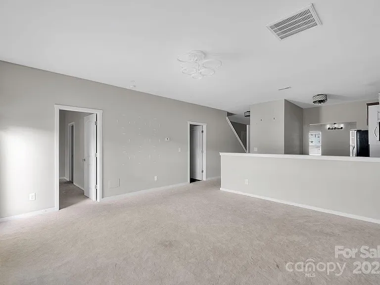 433 Battery Cir — Photo 11