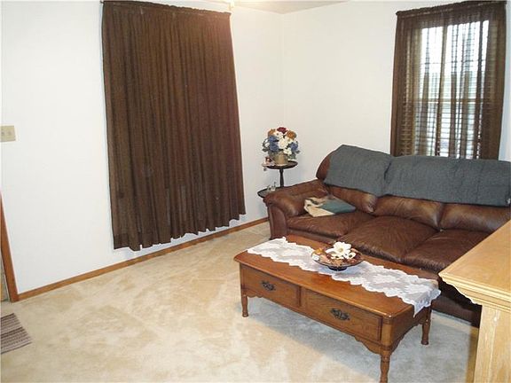 4th image of 307 Jamison Ave