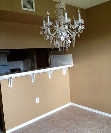 3rd image of 101 Villa Del Sur Dr