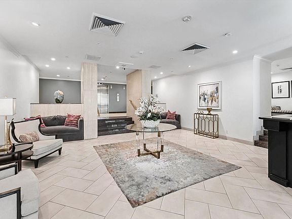 3rd image of 651 Bering Dr Unit 1903