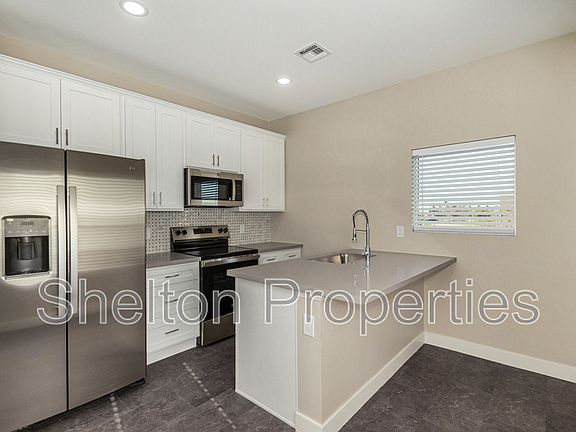 5th image of 1305 E Madison St Unit 2