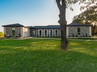 133 Crestview Dr, Corsicana, TX 75109