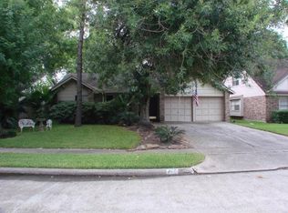 417 Forest Hills Dr, League City, TX 77573