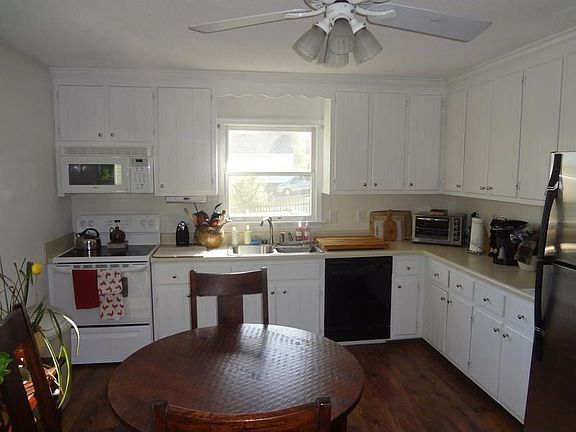 2nd image of 7236 Harbor Hill Dr