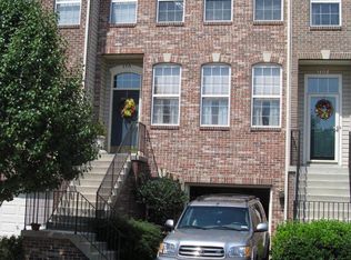 7719 Sullivan Cir, Alexandria, VA 22315