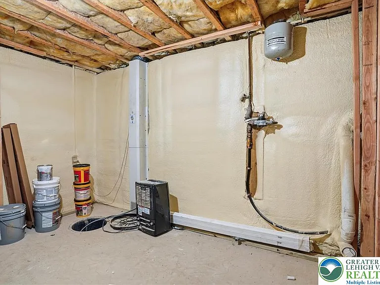 12 Rockway Ct — Photo 25