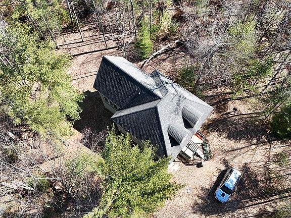 3rd image of 2088 E Higgins Lake Dr