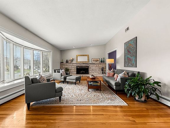 4th image of 58 Leicester Rd