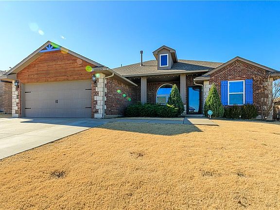 2nd image of 10005 Summerhill Ln
