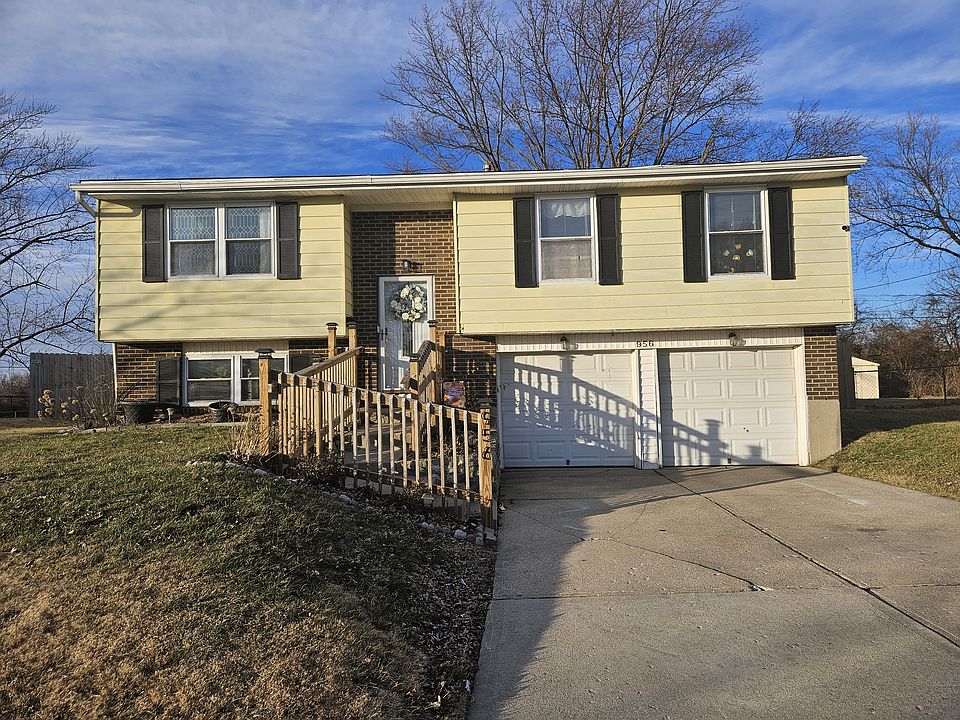 1st image of 956 Holderness Ln