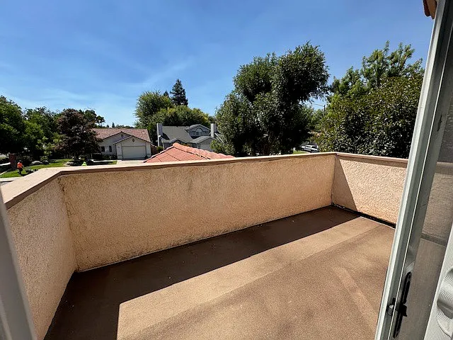 9496 N Sharon Ave — Photo 11