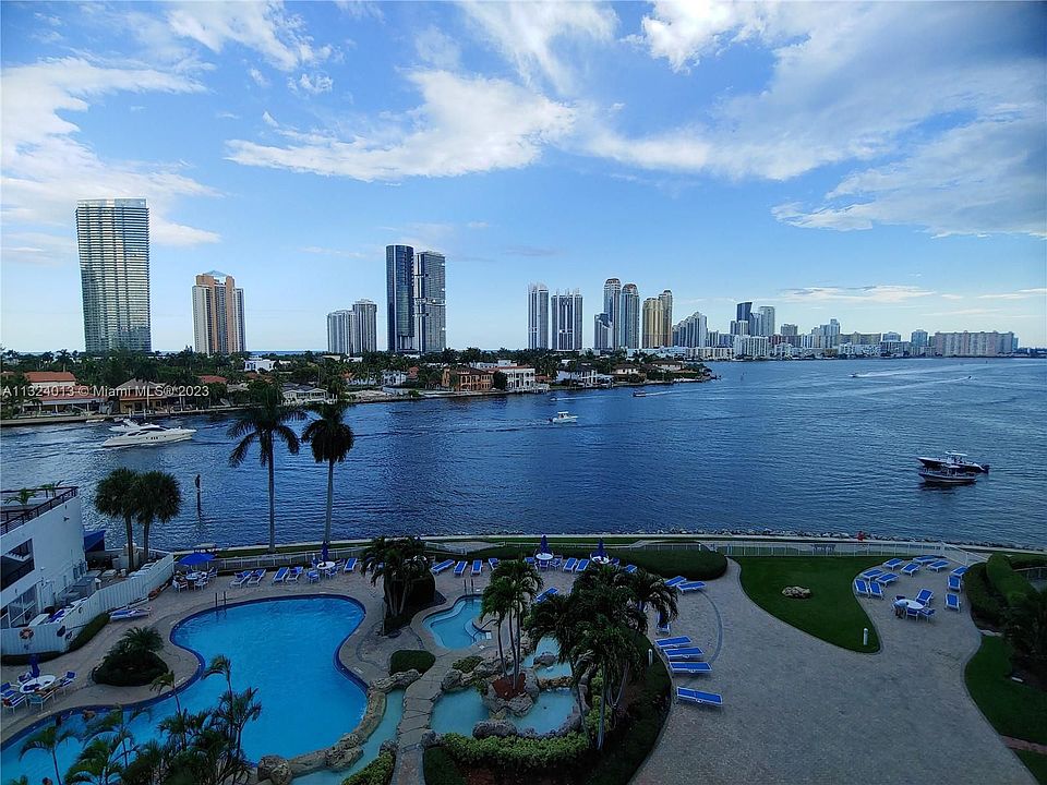 1st image of 19101 Mystic Pointe Dr APT 708
