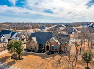 243 Sugartree Cir, Lipan, TX 76462