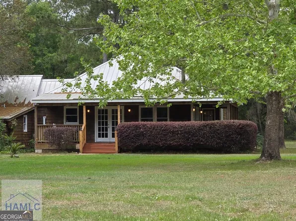 485 Lake Pamona Rd, Midway, GA 31320