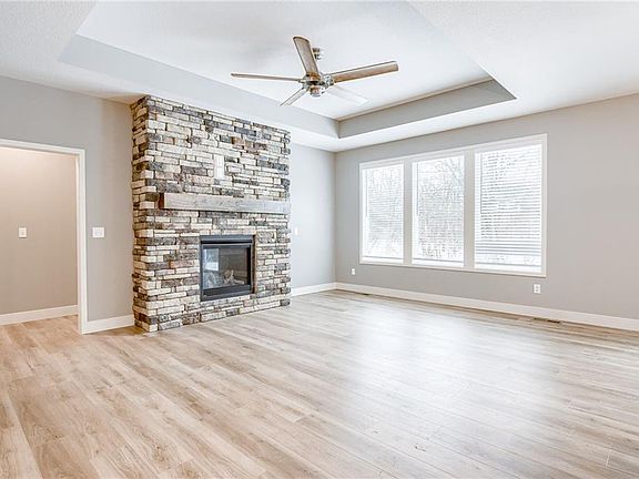3rd image of 27019 E Olive Dr