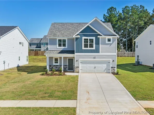 303 Brickendon Ln, Raeford, NC 28376
