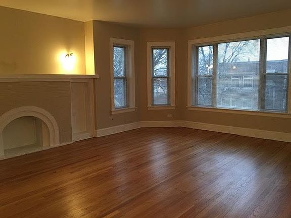 2nd image of 8445 S Drexel Ave #3