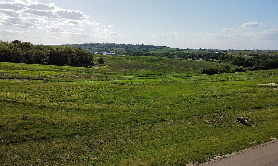 1st image of LOT 7 Mackenzie Rdg