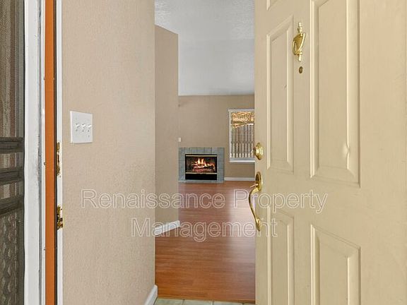 4th image of 1411 Teakwood Way
