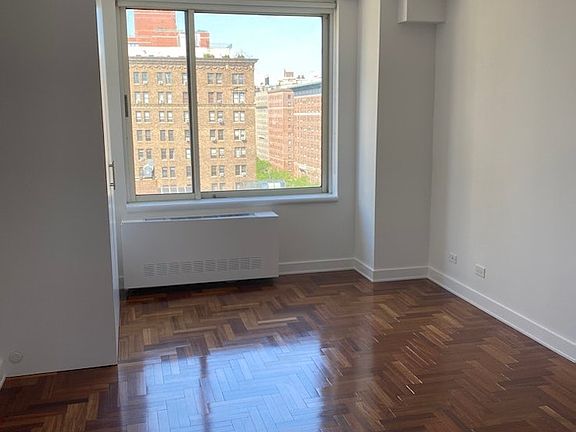 3rd image of 2373 Broadway APT 1524
