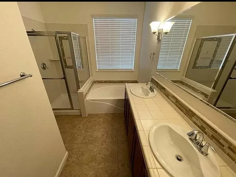 4828 High Pass Dr — Photo 12