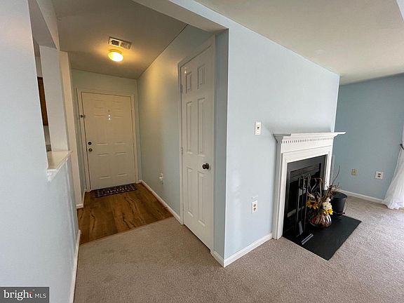 2nd image of 9922 Grapewood Ct