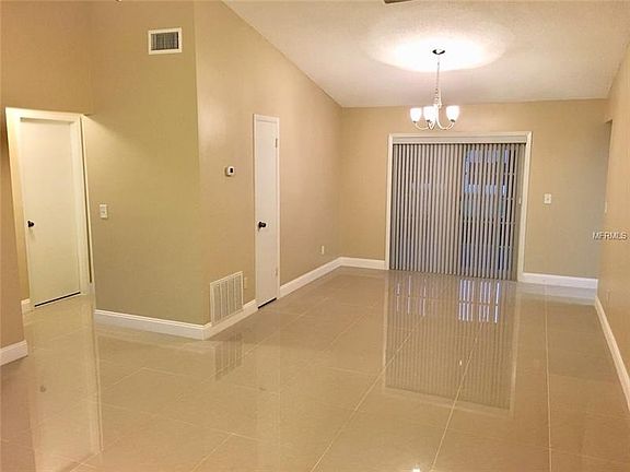 3rd image of 1711 Jasper Dr