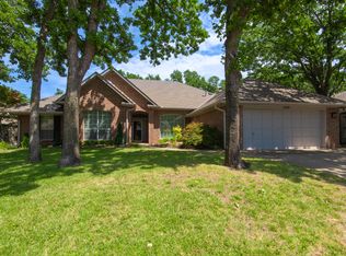 2100 Powderhorn, Edmond, OK 73034