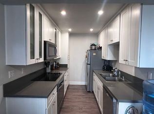 8548 Via Mallorca UNIT B, La Jolla, CA 92037