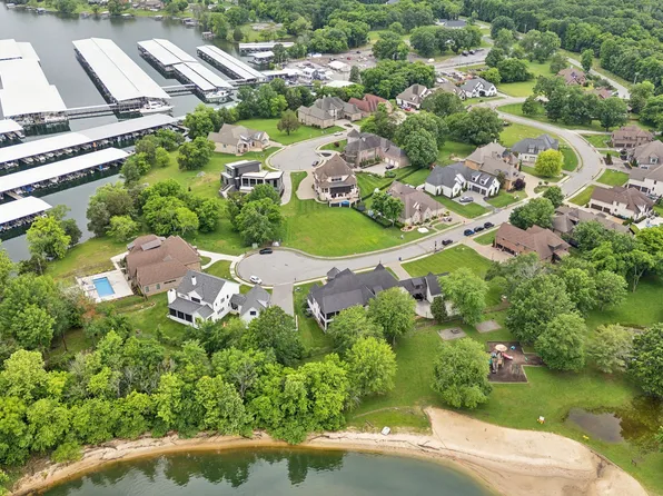 212 Camille Victoria Ct, Mount Juliet, TN 37122