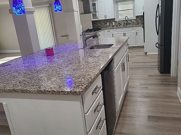 5th image of 3857 Elmer Ln