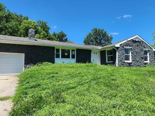 2493 Fiddlers Elbow Rd, Hummelstown, PA 17036