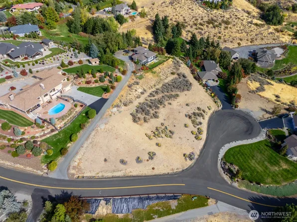 4015 W Eaglerock Drive, Wenatchee, WA 98801