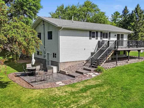 409 S 3rd St W, Aurora, MN 55705