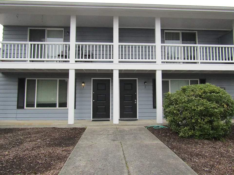 1443 Rainier Ct #2