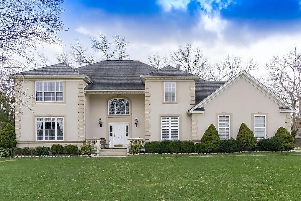 1443 Oakwood Hollow Ln photo 1