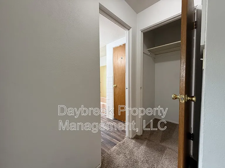 2913 8th St N #3 — Photo 13