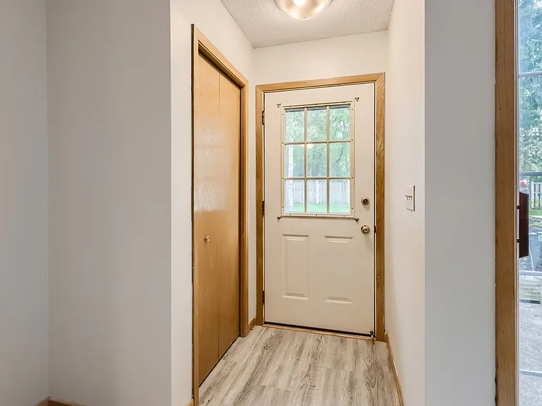 9941 Fillmore St NE — Photo 10