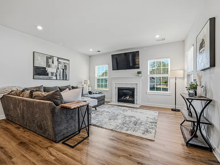 31420 Barefoot Cir — Photo 6