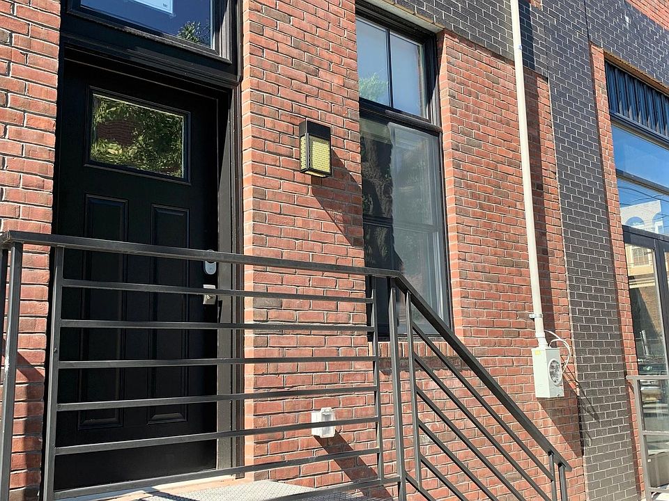 1st image of 209 W Norris St #8
